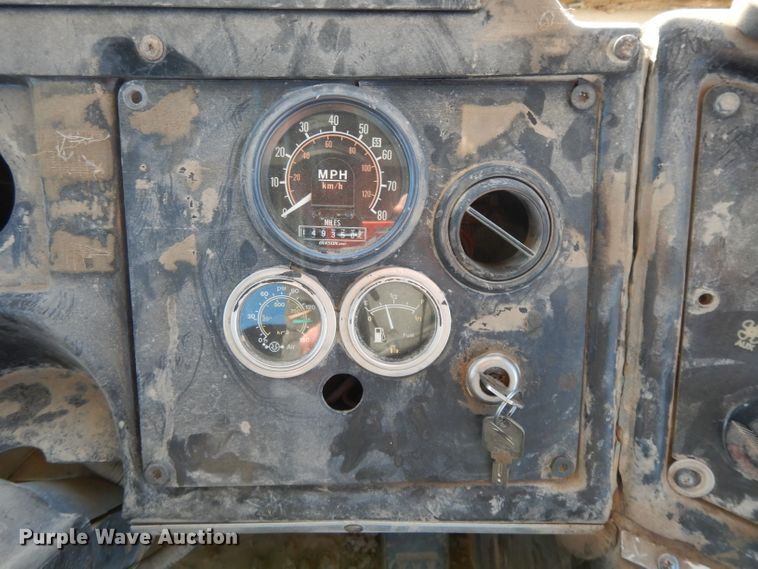 image for item DH3392 2001 Capacity TJ6500T  yard truck