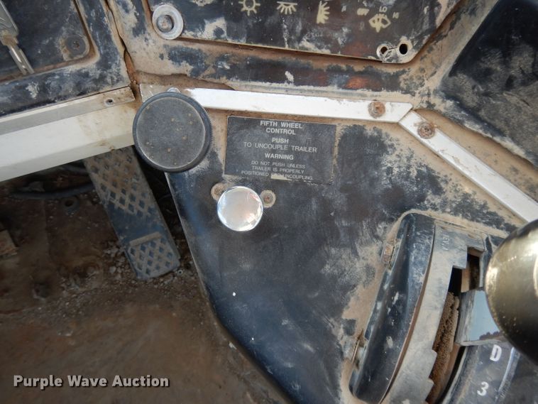 image for item DH3392 2001 Capacity TJ6500T  yard truck