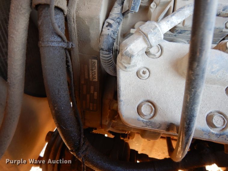 image for item DH3392 2001 Capacity TJ6500T  yard truck