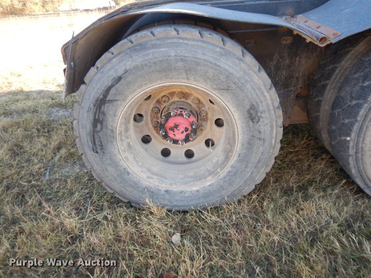 image for item DH3392 2001 Capacity TJ6500T  yard truck