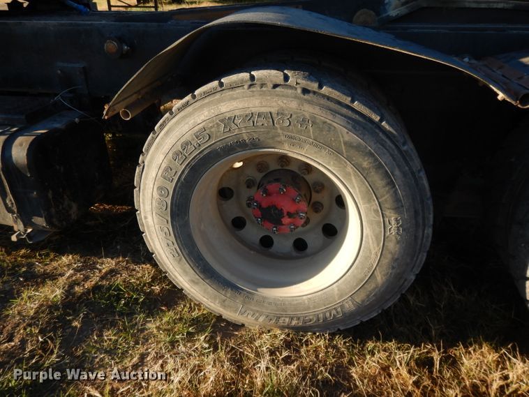 image for item DH3392 2001 Capacity TJ6500T  yard truck