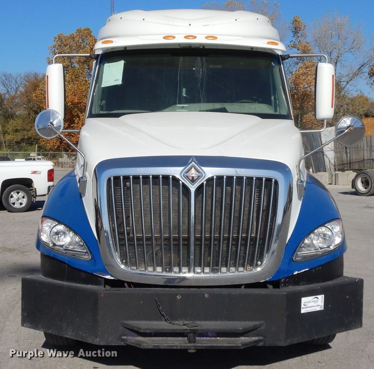 image for item DH3460 2010 International ProStar Premium  semi truck