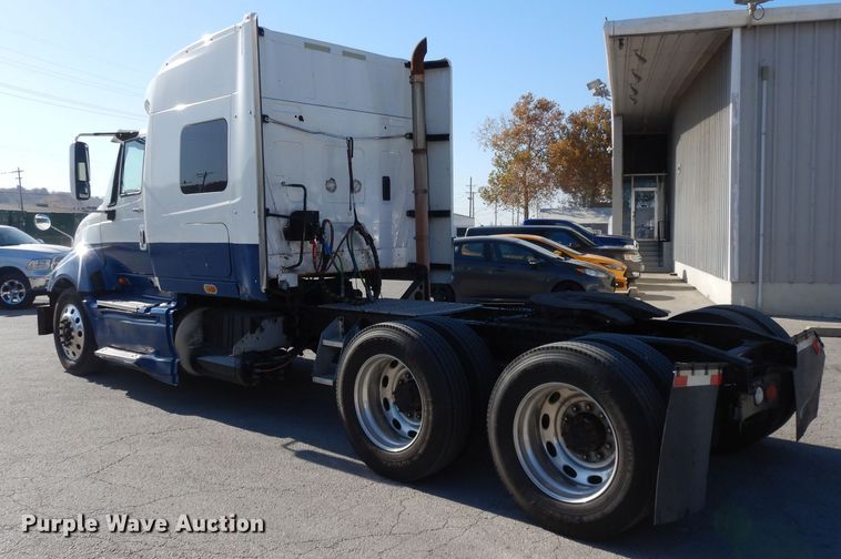 image for item DH3460 2010 International ProStar Premium  semi truck