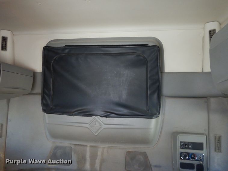 image for item DH3460 2010 International ProStar Premium  semi truck