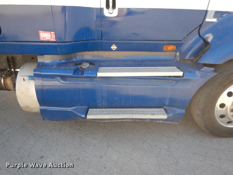 image for item DH3460 2010 International ProStar Premium  semi truck