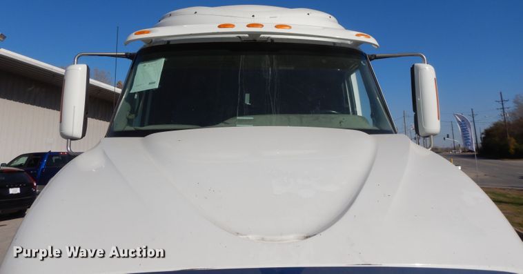 image for item DH3460 2010 International ProStar Premium  semi truck