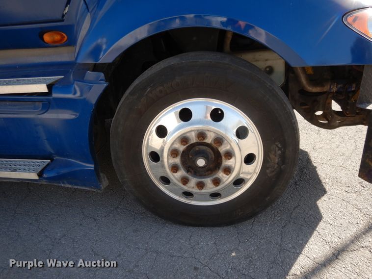 image for item DH3460 2010 International ProStar Premium  semi truck