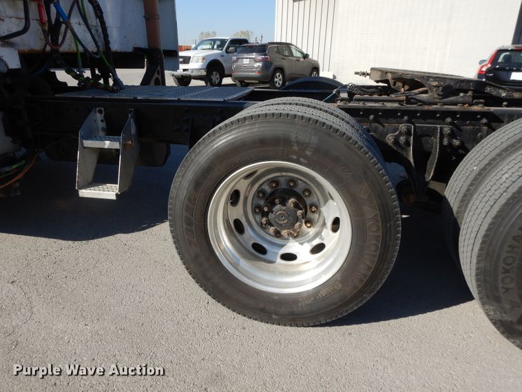 image for item DH3460 2010 International ProStar Premium  semi truck