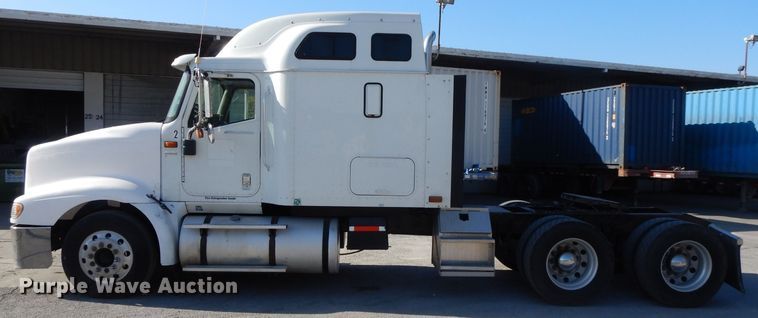 image for item DH3461 2007 International 9400i  semi truck