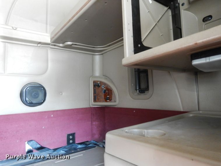 image for item DH3461 2007 International 9400i  semi truck