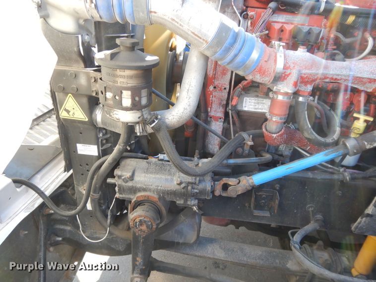 image for item DH3461 2007 International 9400i  semi truck