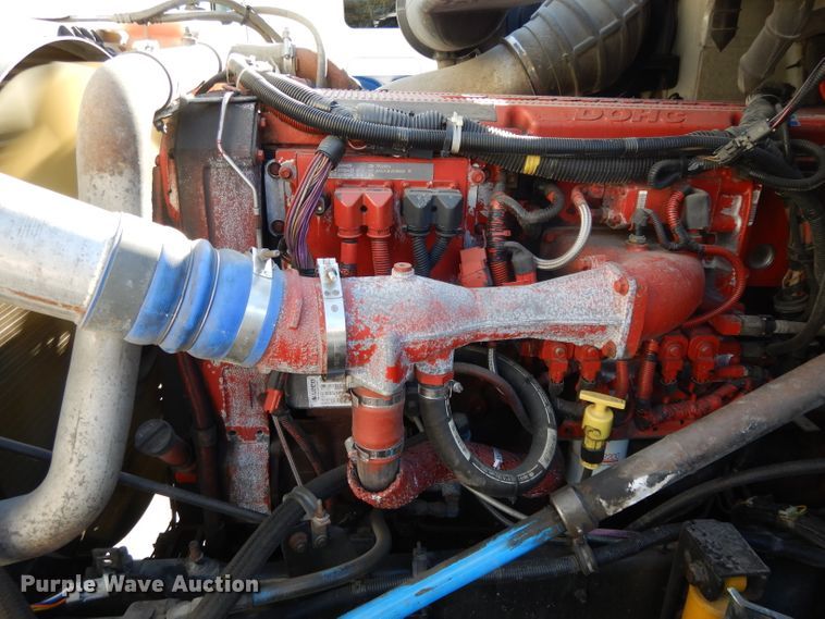 image for item DH3461 2007 International 9400i  semi truck