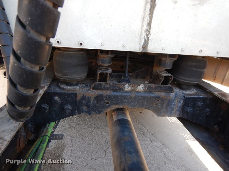 image for item DH3461 2007 International 9400i  semi truck