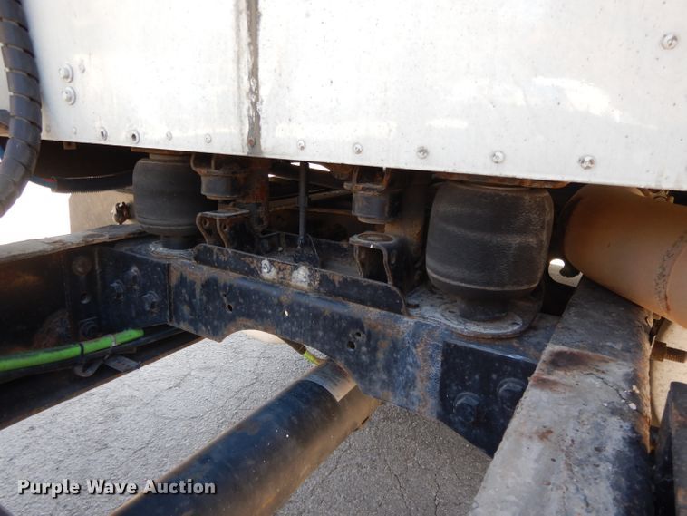 image for item DH3461 2007 International 9400i  semi truck