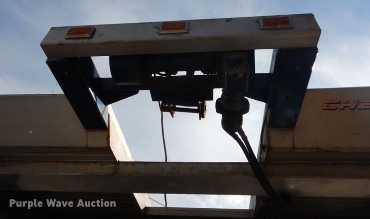 image for item DH5234 1996 International 4900  rollback truck