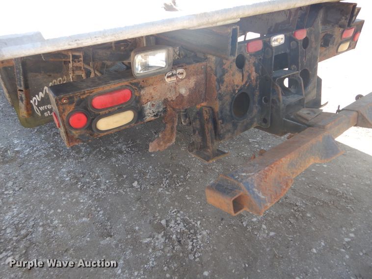 image for item DH5235 1999 International 4700  rollback truck