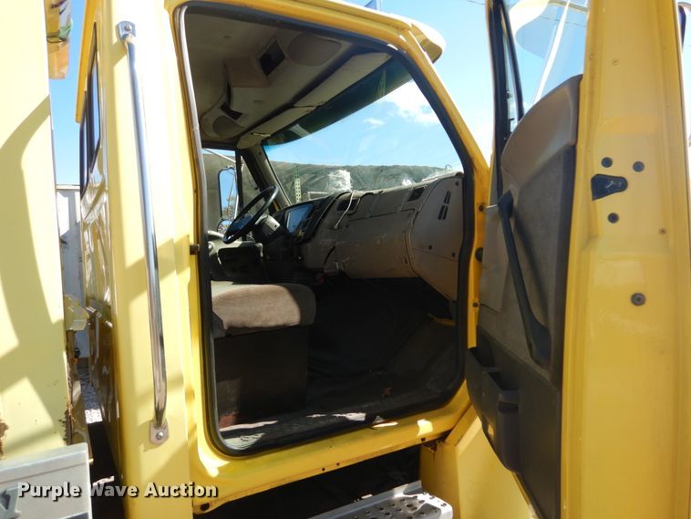 image for item DH5236 2001 Sterling Acterra  rollback truck