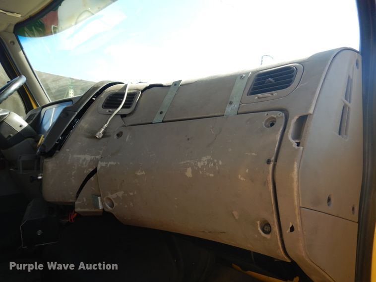 image for item DH5236 2001 Sterling Acterra  rollback truck