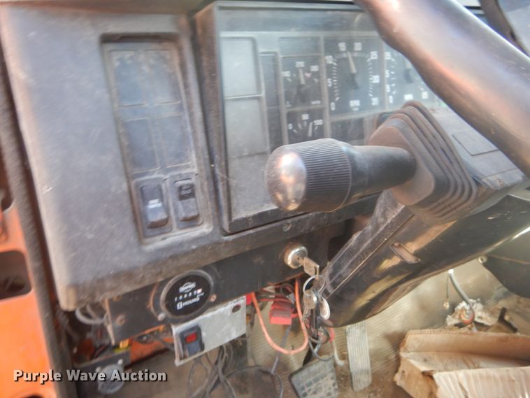 image for item DH5238 2002 International 4700  tow truck