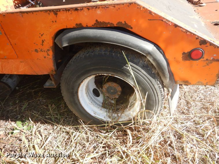 image for item DH5238 2002 International 4700  tow truck