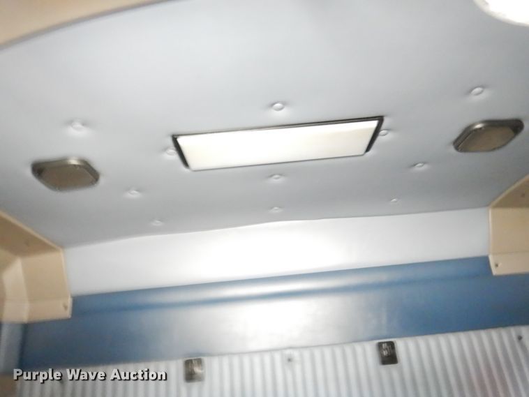 image for item DH7021 2012 Kenworth T800  semi truck