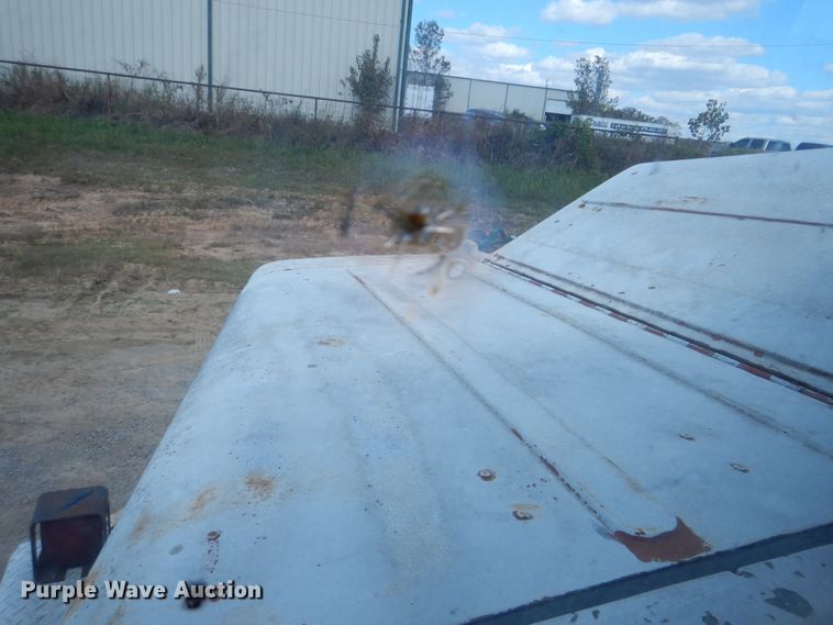 image for item DI0487 1976 International Paystar 5000  truck cab and chassis