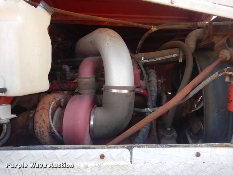 image for item DI0487 1976 International Paystar 5000  truck cab and chassis