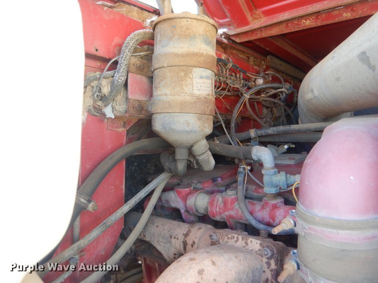 image for item DI0487 1976 International Paystar 5000  truck cab and chassis