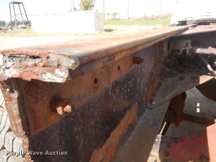 image for item DI0487 1976 International Paystar 5000  truck cab and chassis