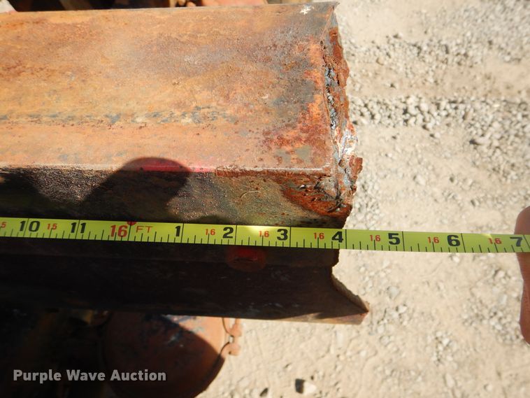 image for item DI0487 1976 International Paystar 5000  truck cab and chassis