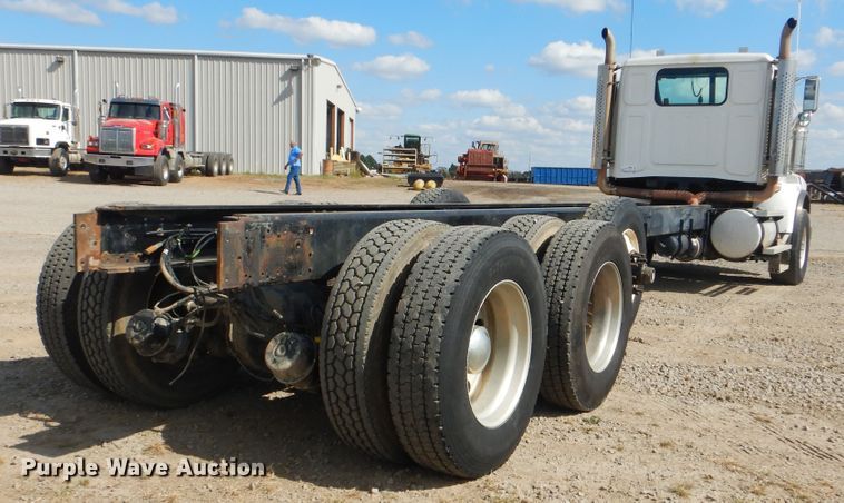 image for item DI0488 2009 Western Star 4900SA  truck cab and chassis