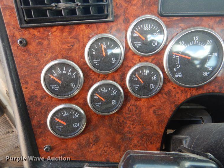 image for item DI0488 2009 Western Star 4900SA  truck cab and chassis