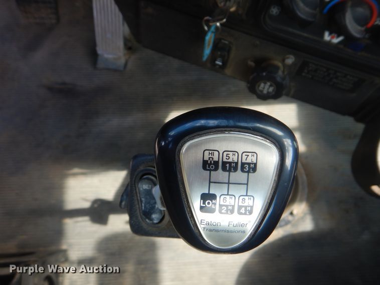 image for item DI0488 2009 Western Star 4900SA  truck cab and chassis