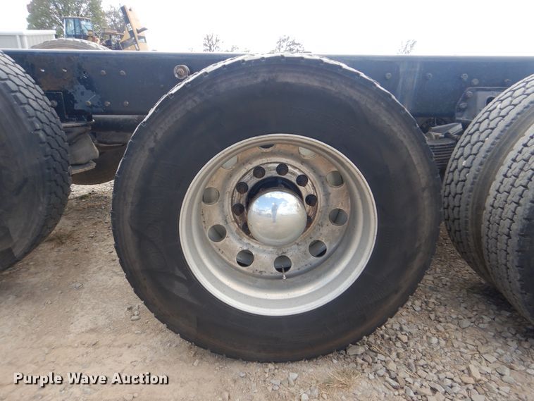 image for item DI0488 2009 Western Star 4900SA  truck cab and chassis