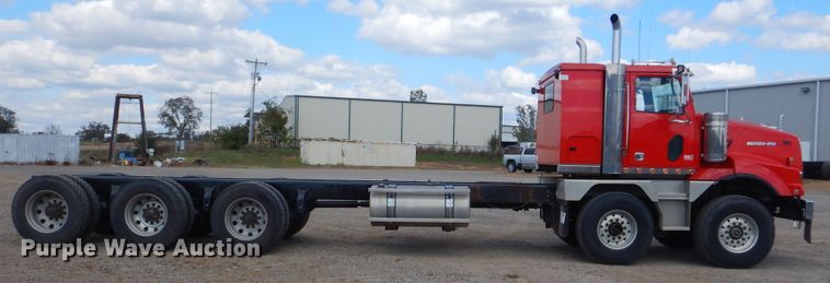 image for item DI0489 2007 Western Star 4900FA  truck cab and chassis