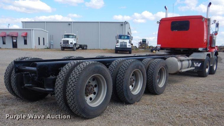 image for item DI0489 2007 Western Star 4900FA  truck cab and chassis