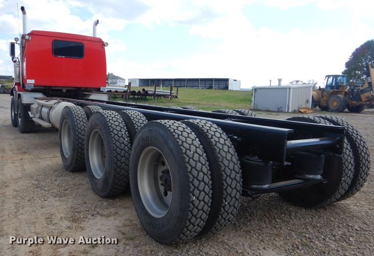 image for item DI0489 2007 Western Star 4900FA  truck cab and chassis