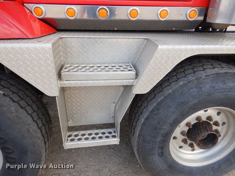 image for item DI0489 2007 Western Star 4900FA  truck cab and chassis