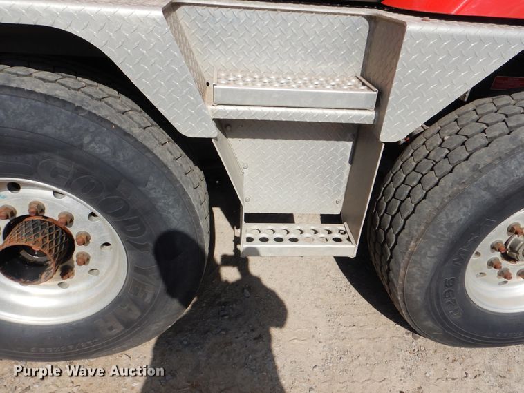 image for item DI0489 2007 Western Star 4900FA  truck cab and chassis