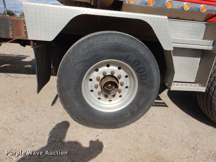 image for item DI0489 2007 Western Star 4900FA  truck cab and chassis