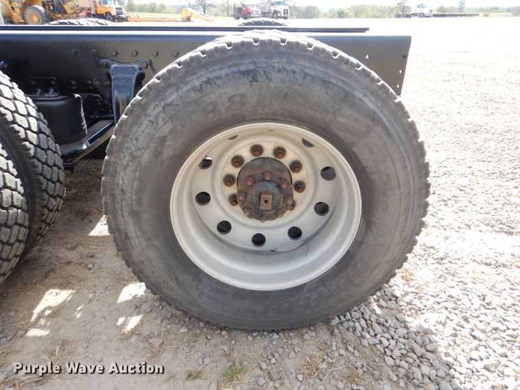 image for item DI0489 2007 Western Star 4900FA  truck cab and chassis