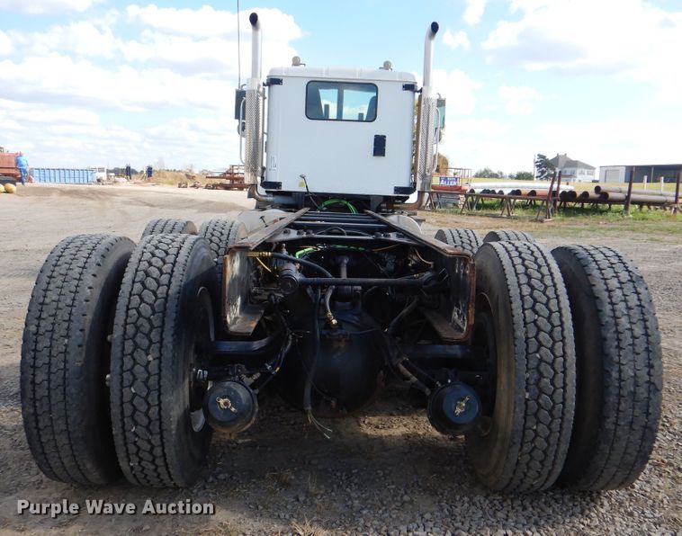 image for item DI0490 2007 International 5600i  truck cab and chassis