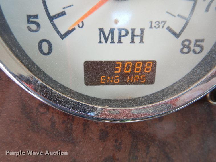 image for item DI0490 2007 International 5600i  truck cab and chassis