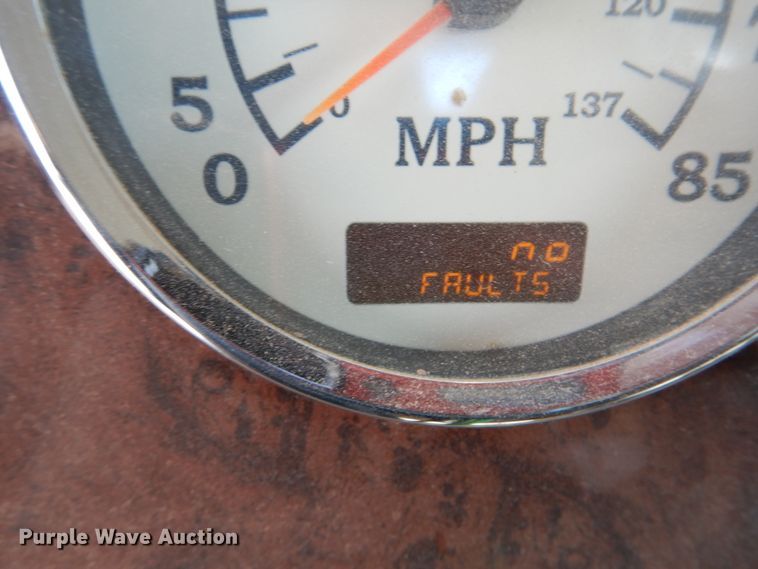 image for item DI0490 2007 International 5600i  truck cab and chassis