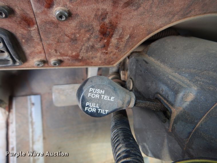 image for item DI0490 2007 International 5600i  truck cab and chassis