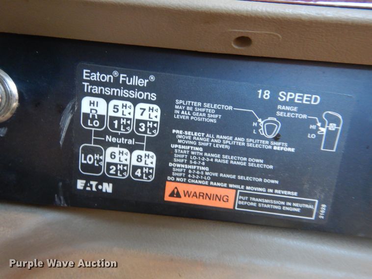 image for item DI0490 2007 International 5600i  truck cab and chassis