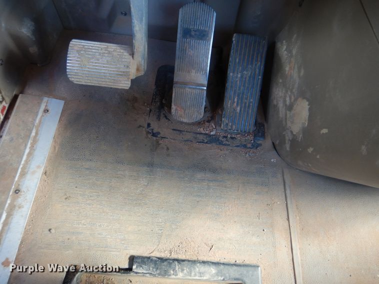 image for item DI0490 2007 International 5600i  truck cab and chassis