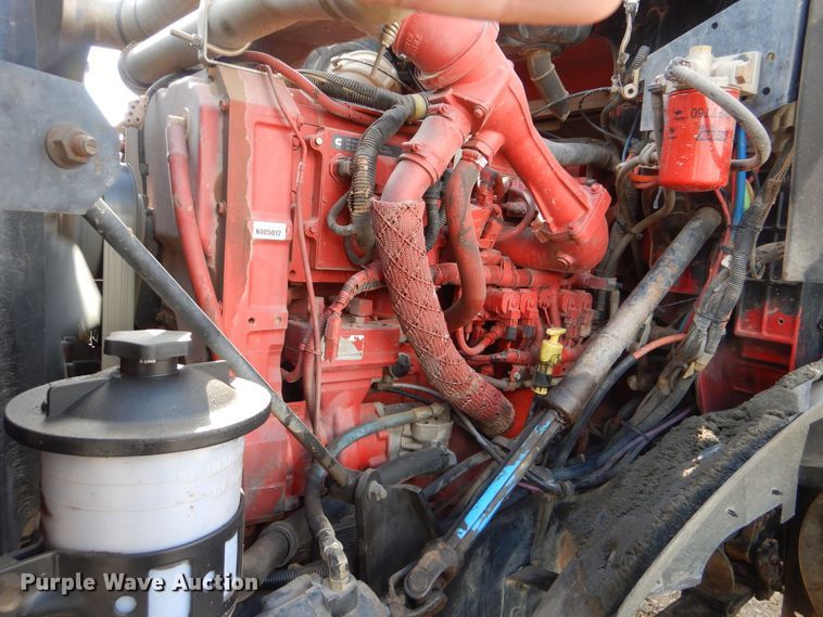 image for item DI0490 2007 International 5600i  truck cab and chassis