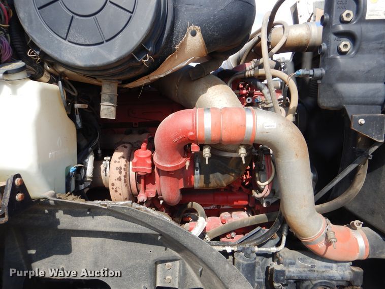 image for item DI0490 2007 International 5600i  truck cab and chassis