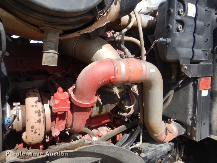 image for item DI0490 2007 International 5600i  truck cab and chassis